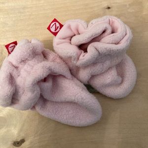 Zutano newborn booties in pink